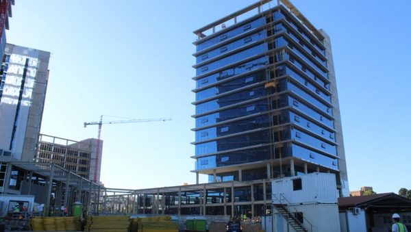 Oficinas estatales presentan avance de 78%