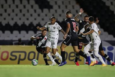 Sao Paulo y Mineiro se desinflan en el Brasileirao - Fútbol - ABC Color