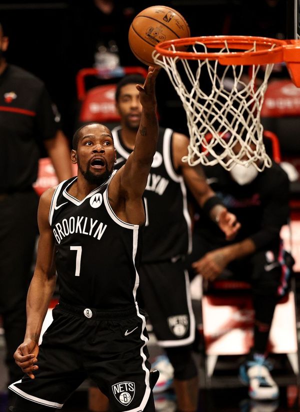 Nets vuelven al triunfo ante Heat - Básquetbol - ABC Color