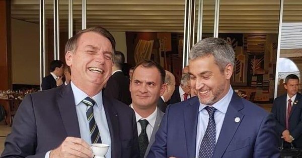 La Nación / “Cada día que pasa, al gobierno de Brasil le gusta más la administración de Abdo”, ironiza diputado