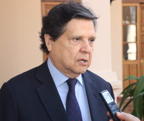 Euclides Acevedo: “La Cancillería va liderar la renegociación de Itaipú“