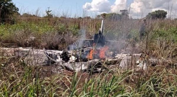 Presidente y cuatro futbolistas de club brasileño mueren en accidente aéreo