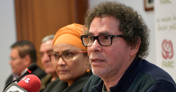 La Nación / FARC entierra su sigla de guerra en Colombia y se convierte en el Partido Comunes