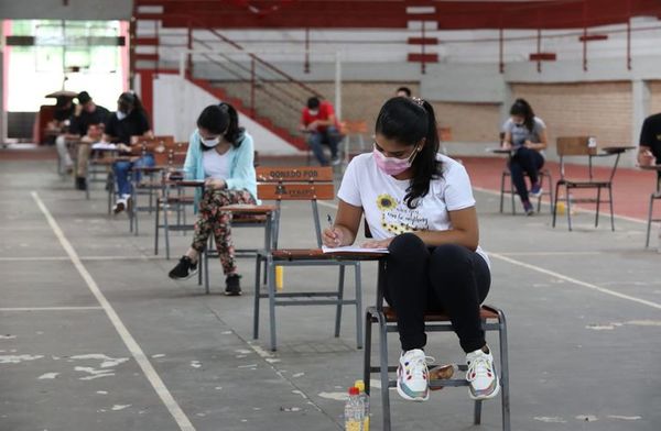 Becal da oportunidad a quien no alcanzó puntaje - Nacionales - ABC Color