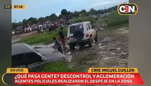 Policía interviene en aglomeración en Piquete Cué