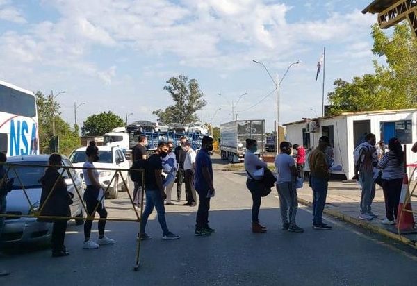 Paraguayos que retornen deberán presentar test negativo hasta 24 horas después de ingresar | .::Agencia IP::.
