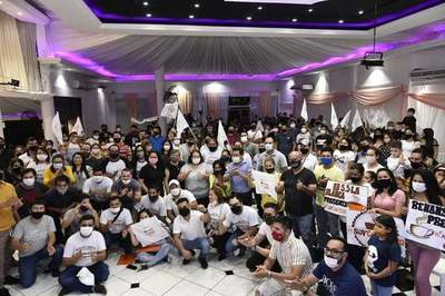 Oscar “Café” González lanzó su candidatura a concejalía