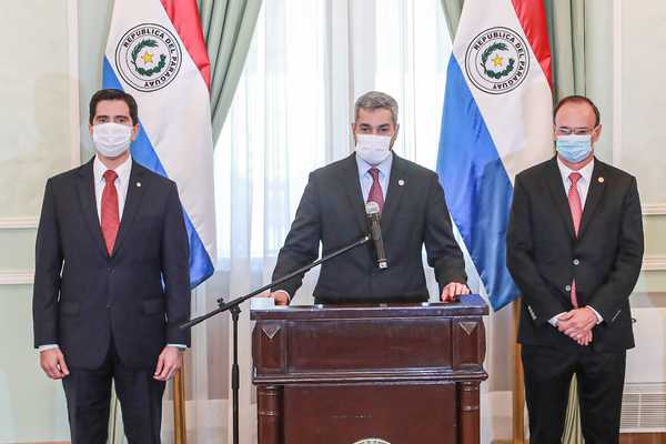 Presidente destaca capacidad y compromiso del nuevo titular de Itaipu | .::Agencia IP::.