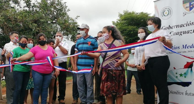 Gobernación inaugura empedrados en varios barrios de Coronel Oviedo - Noticiero Paraguay