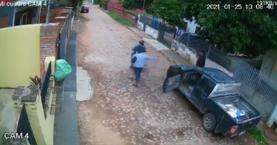 Balean a un hombre durante millonario asalto