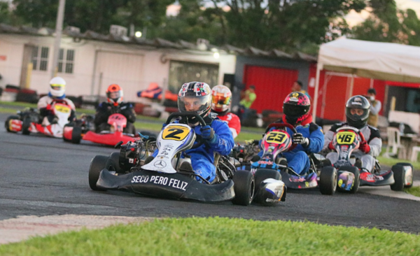 HOY / Copa Verano de Karting cierra la primera fecha