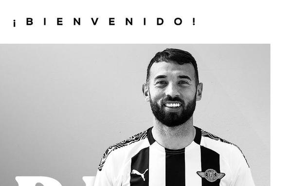 El Gumarelo oficializa la contratación de Ramón Martínez