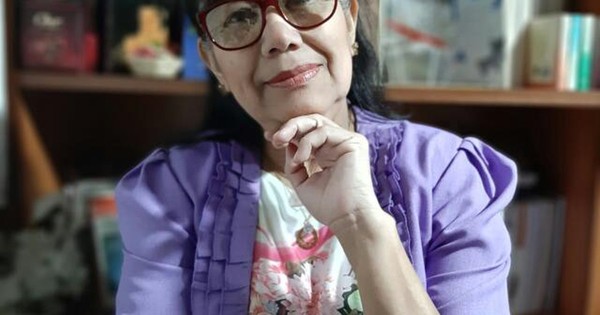 La Nación / Mujer destacada: al no poder comprar libros, maestra escribía un cuento diario para leer a sus hijos