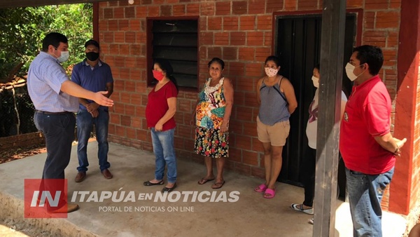 MUJER PASÓ DE LA TRAGEDIA DE PERDER TODO,  A SER TESTIGO DE LA SOLIDARIDAD DE SUS COMPUEBLANOS.