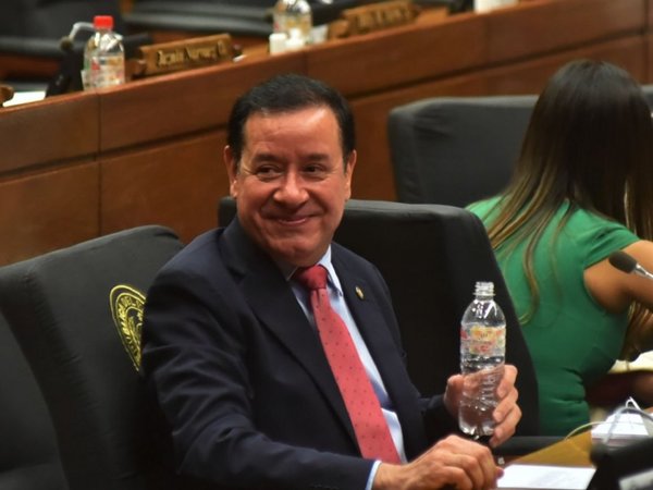 Miguel Cuevas espera su preliminar y su esposa e hijo fueron citados
