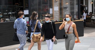 La Nación / Aprueban vacuna de Pfizer