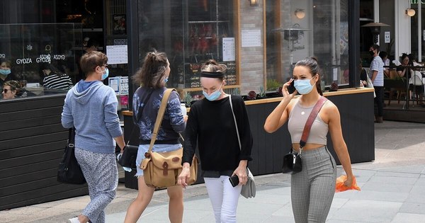 La Nación / Aprueban vacuna de Pfizer