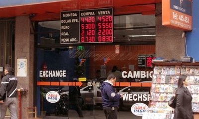 Casas de cambio con caída de 64% en ganancias