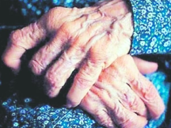 Con tan solo 12 años intentó estrangular a su abuelita