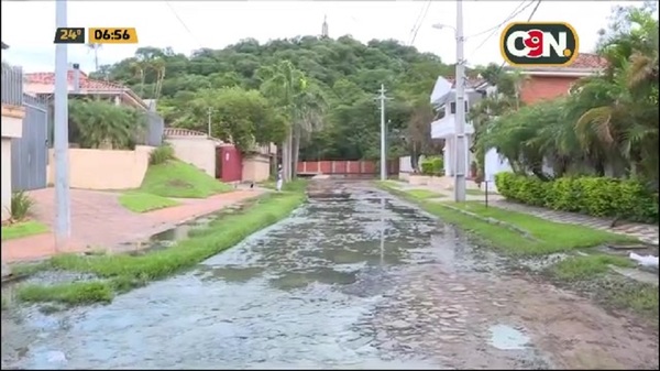 Itá Enramada: Denuncian constantes pérdidas de aguas residuales - C9N