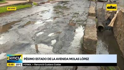 La municipalidad no da abasto y los recapados superficiales en Molas López no sirven para nada - Nacionales - ABC Color