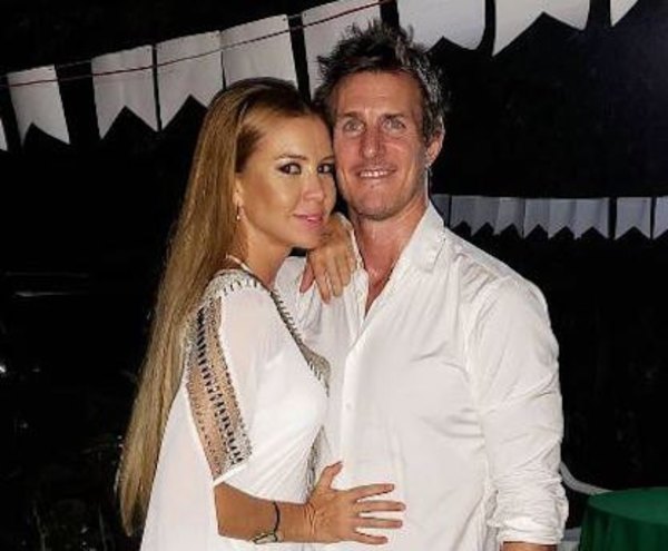 ¡Nde! ¡Novio le dedicó tema de Sabina pero ella recordó que un ex hizo lo mismo!