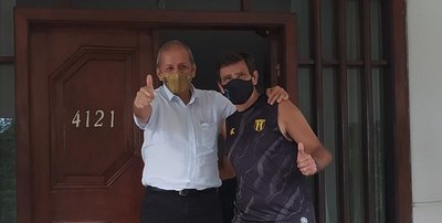 Al final, Gustavo Costas sigue como DT de Guaraní