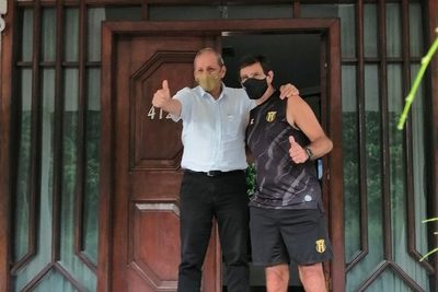 Al final Costas se queda en   Guaraní y anuncian que reforzarán  con Josué Colmán y Sergio Diaz