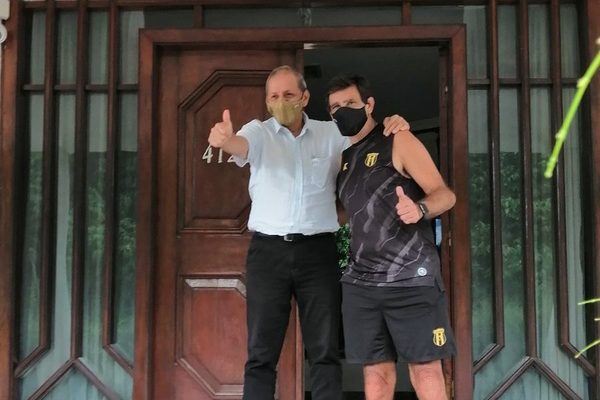 Al final Costas se queda en Guaraní y anuncian que reforzarán con Josué Colmán y Sergio Diaz