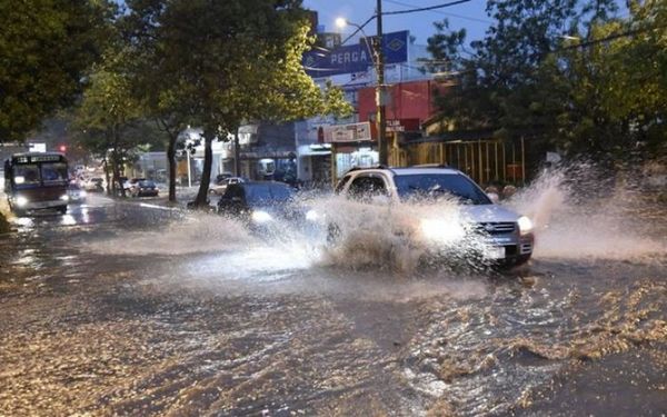 Asunción tiene solo alrededor del 23% de cobertura de desagüe pluvial, según directora de Obras