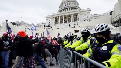 Más de 150 personas acusadas por asalto al Capitolio de EEUU