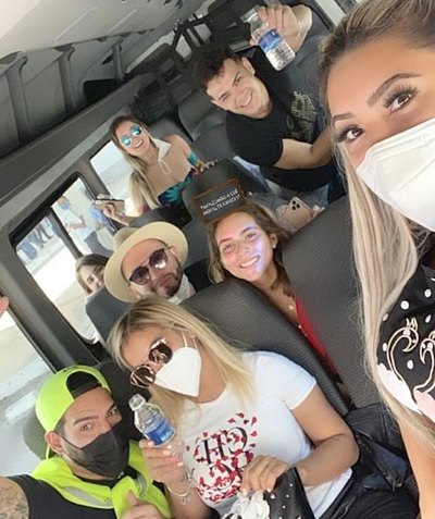 Crónica / ¡CASORIO! Lili y Nico llevan su farra a Cancún