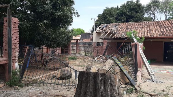 “Lo que el MEC dice es una cosa, la realidad es otra”