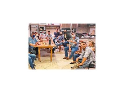 Equipos en pugna en PLRA buscan adhesión de dirigencia de Alto Paraná