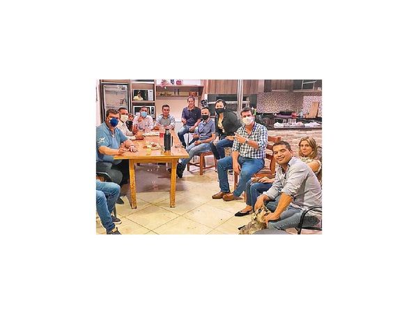 Equipos en pugna en PLRA buscan adhesión de dirigencia de Alto Paraná
