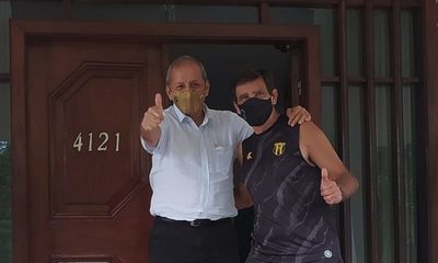 ¿Déjà vu? Gustavo Costas cambia de opinión y continuará en Guaraní