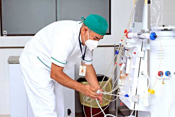 Hospital Regional de Pilar dispone desde esta semana de servicio de hemodiálisis | .::Agencia IP::.