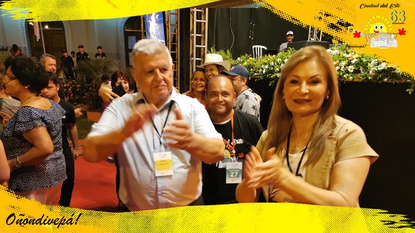 Que se hizo con la PLATA que se dio a la COMISION de FESTEJOS de CDE, ¿Miguel Prieto…?