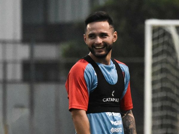Guaraní le da la bienvenida a Josué Colmán