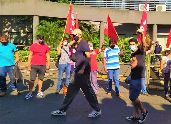 'Hartos de traición y vendepatrias', lema de convocatoria de Paraguay Pyahurâ contra designación de González en Itaipú