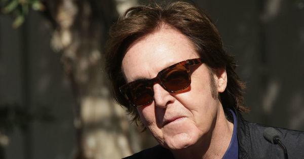 Joven se tomó una foto en Nueva York sin darse cuenta que a su lado estaba Paul McCartney - C9N
