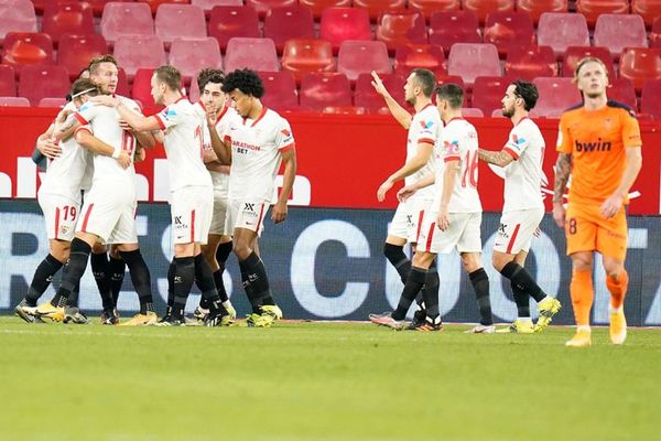 Sevilla vence al Valencia y pasa a cuartos de la Copa del Rey - Fútbol - ABC Color