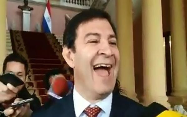 Senador “Trato apu'a” defiende a director de Itaipú - Noticiero Paraguay