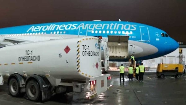 Despega de Moscú el avión que transportará a Argentina un nuevo cargamento de la vacuna rusa Sputnik V - Ñanduti