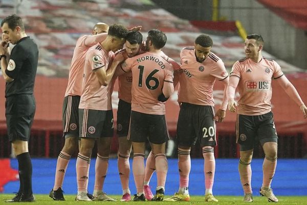 Sheffield sorprende al Manchester United, que pierde el liderato - Fútbol - ABC Color