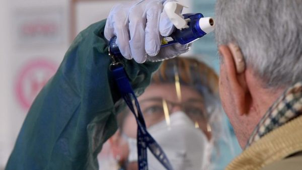 Coronavirus deja 17 fallecidos, 769 nuevos contagiados y 786 internados