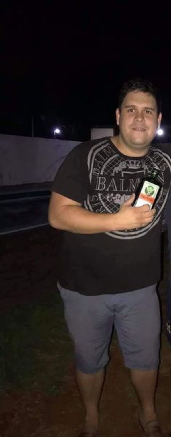 Joven pide socorro a través de las redes sociales por temor a amenazas de su exnovio