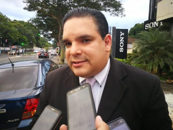 Denuncian a empleadores que revisan Informconf