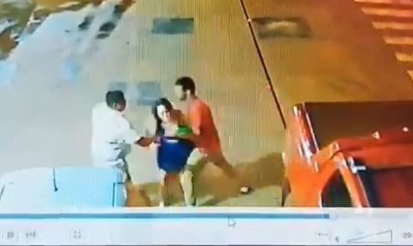 Pese a descargo de la mujer, ella y su pareja deben presentarse a declarar, señala comisario