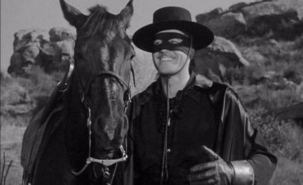 HOY / Secuoya Studios adquiere los derechos de "El Zorro" para producir una serie